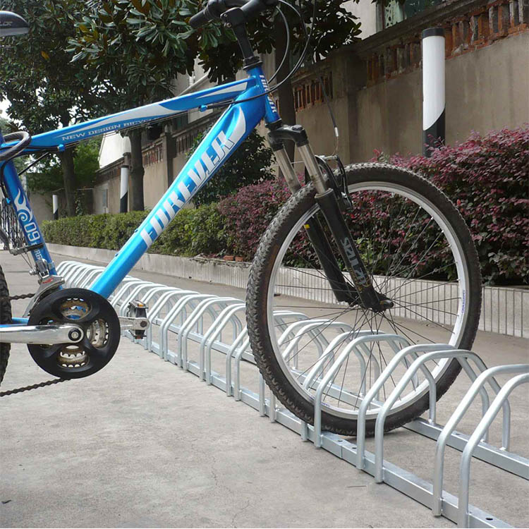 Porte-vélos 4 vélos en acier inoxydable galvanisé au sol multicapacité